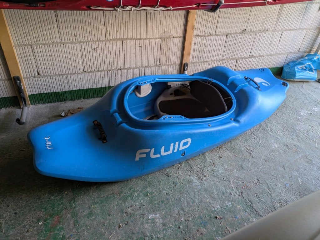 Fluid flirt kano, Watersport en Boten, Kano's, Ophalen, Gebruikt, Eén persoon, Wildwaterkano