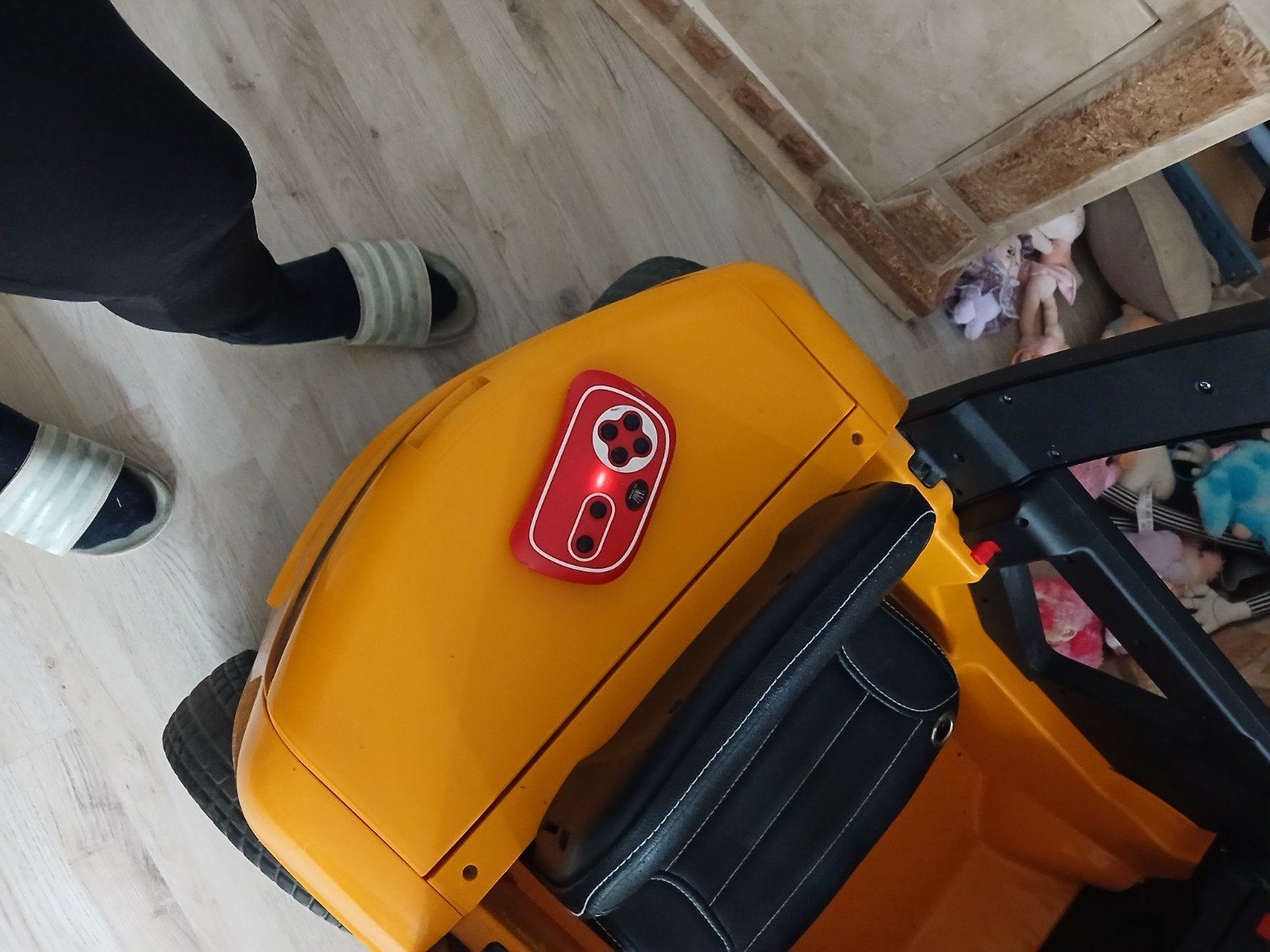 Elektrische kinderheftruck met afstandsbediening, Ophalen, Gebruikt, Afstandsbediening