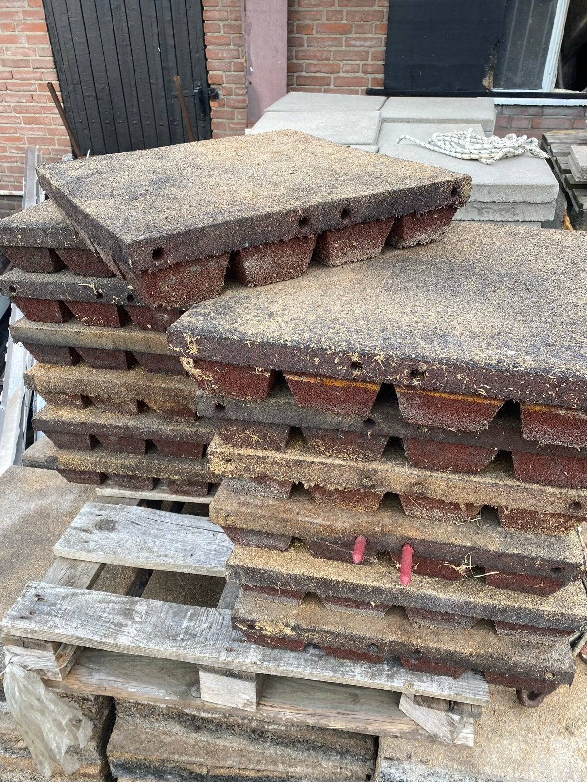 30x30 matten voor paardenstal 12,5m2, Dieren en Toebehoren, Ophalen