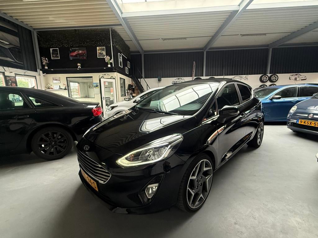 Ford Fiësta 1.0 Ecoboost 100PK 5D S/S Powershift PANORMA, Auto's, Ford, Zwart, Bedrijf, 19 km/l, 99 pk
