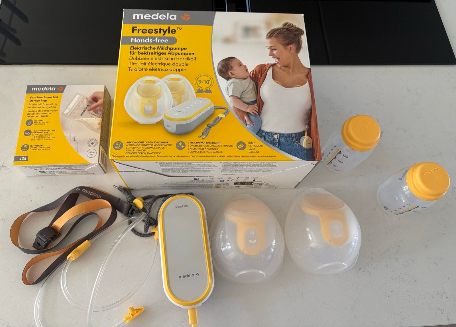 Medela Freestyle Hands-free dubbele elektrische borstkolf, Ophalen, Zo goed als nieuw