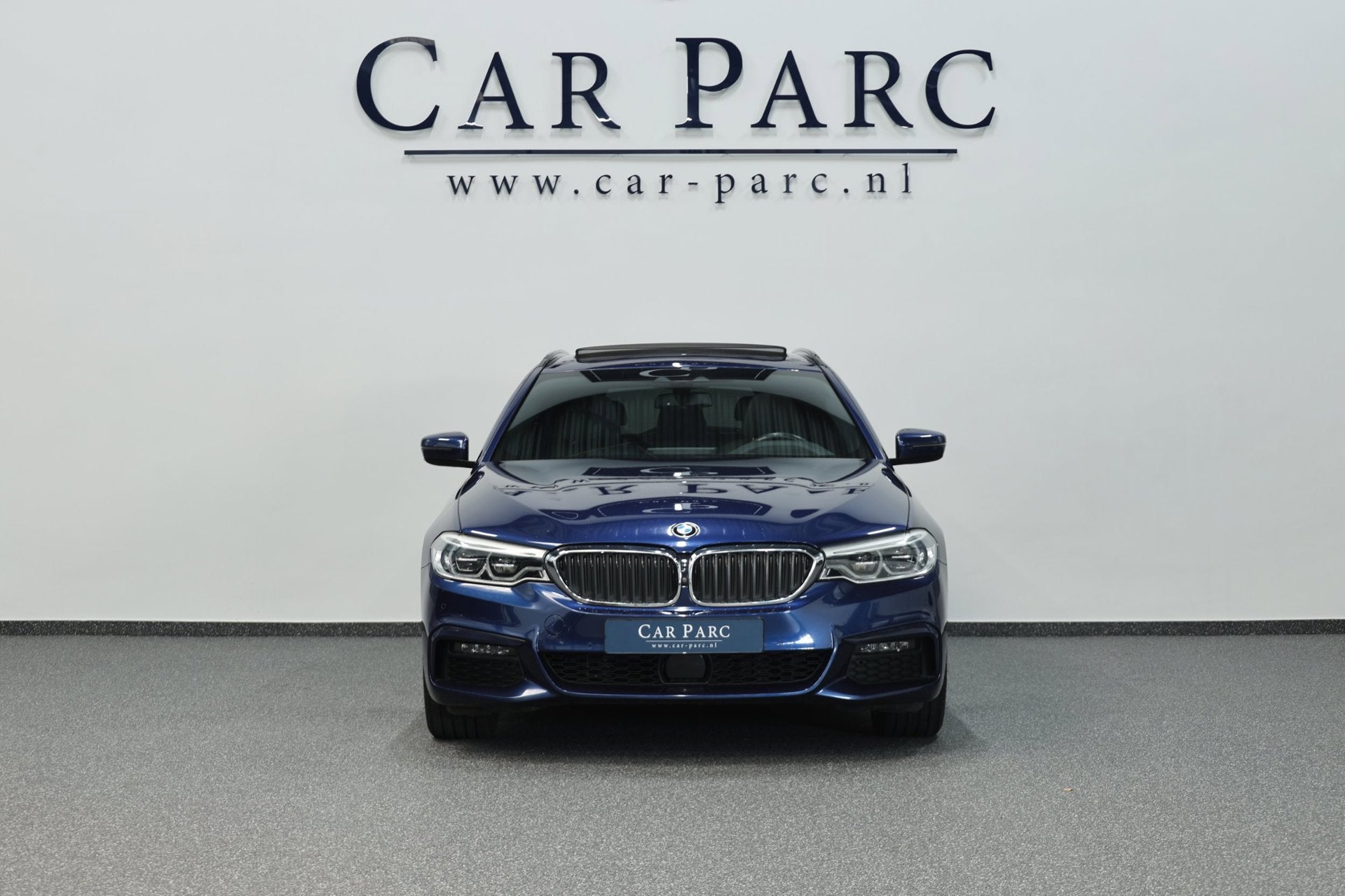 BMW 5-serie Touring 540i xDrive M-Sport LED/VIRTUAL/SFEER/PA, Automaat, Dealer onderhouden, Gebruikt, 2000 kg