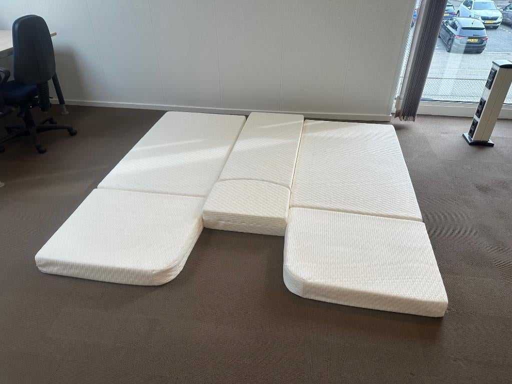 Matrassen uit camper Knaus 700 Zo goed als nieuw, Ophalen, Zo goed als nieuw