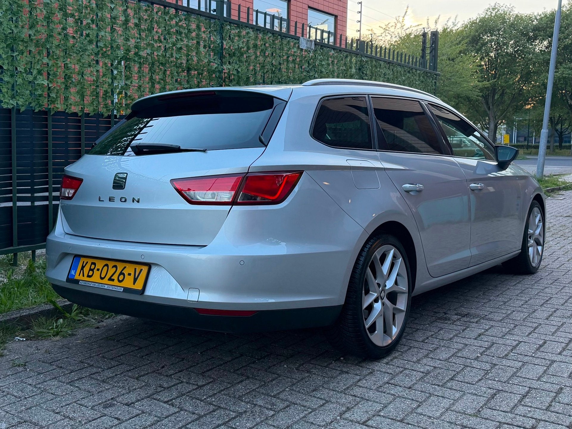 Foto 4 van Seat Leon ST 1.0 EcoTSI Style Connect 2016 CRUISE|NAVI|NAP