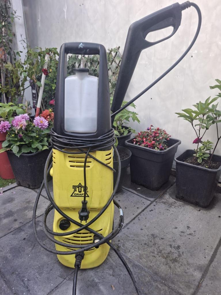 Gele TopCraft hogedrukreinigers met verschillendw borstels., Tuin en Terras, Gebruikt, Topcraft, Ophalen of Verzenden, Elektrisch