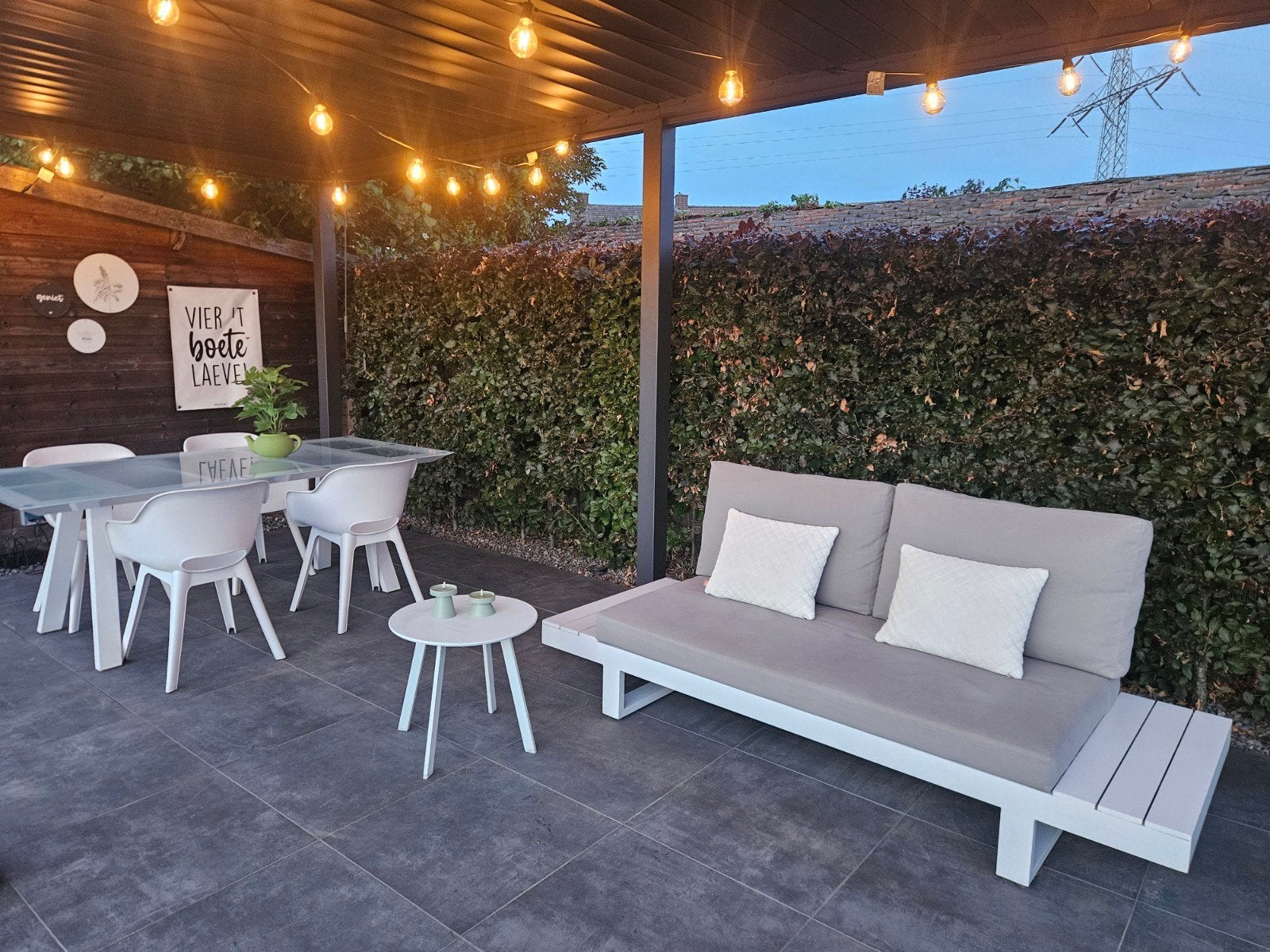 Mooie tuinset eettafel + stoelen + loungebank incl. kussens, Ophalen, Aluminium, Bijzettafel