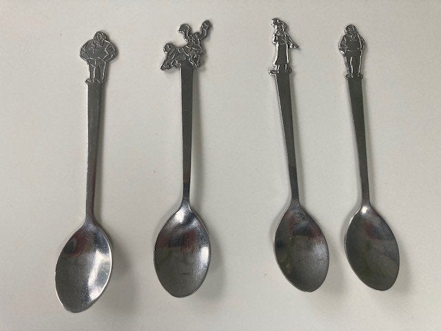 4 LEPELTJES VAN LAMBIEK,JEROMMEKE,TANTE SIDONIA en TOBIAS, Verzamelen, Stripfiguren, Ophalen of Verzenden, Suske en Wiske, Zo goed als nieuw