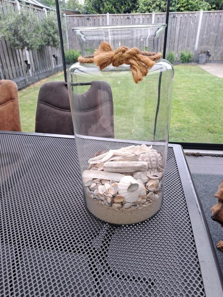Glazen vaas gevuld met schelpenzand en schelpen, Ophalen, Zo goed als nieuw, Glas
