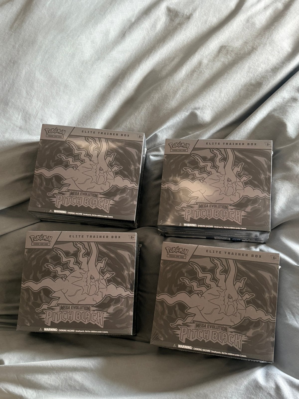 PITCH BLACK ETB’S, Hobby en Vrije tijd, Verzamelkaartspellen | Pokémon, Ophalen of Verzenden, Zo goed als nieuw