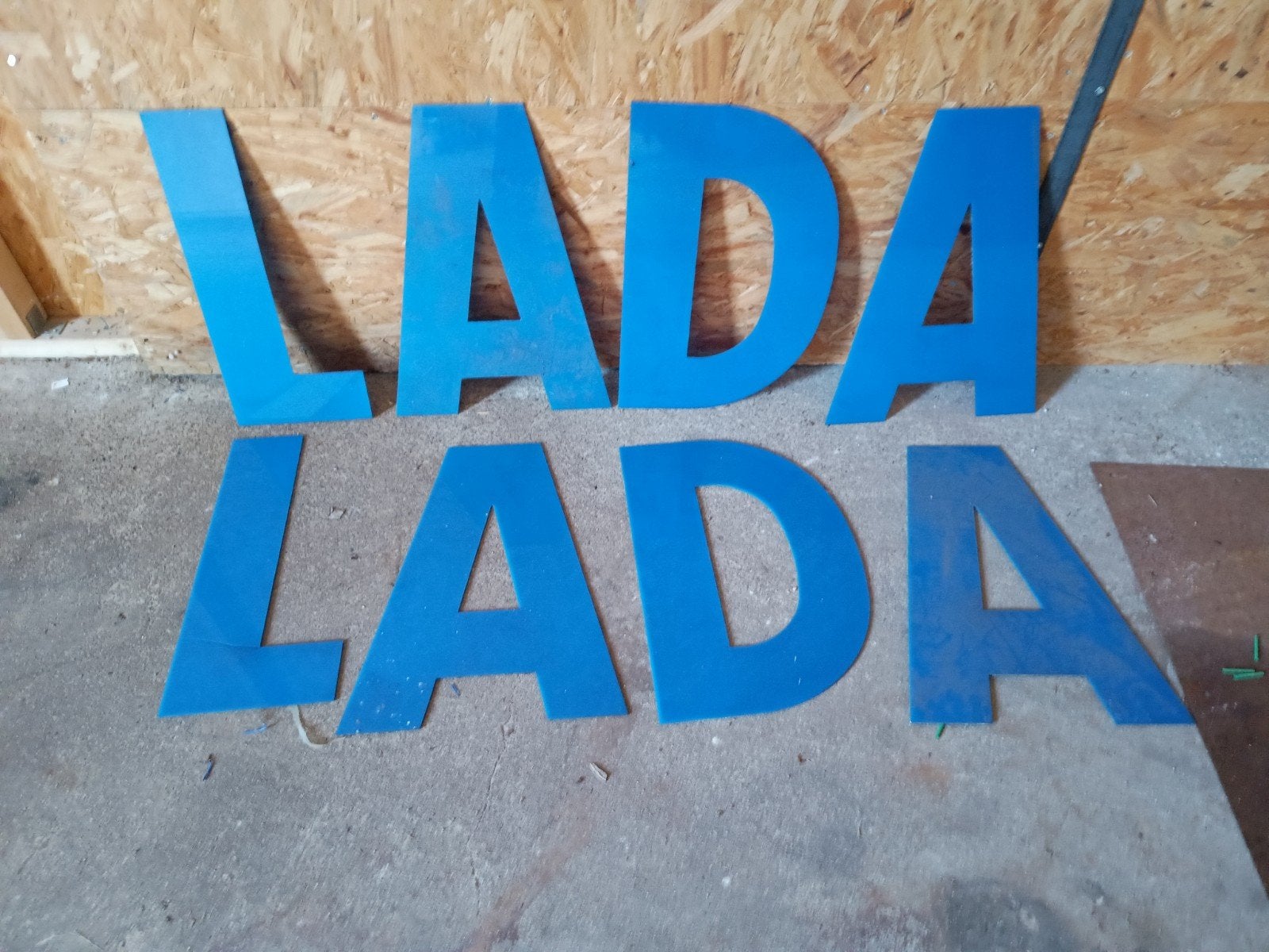 Lada letters oude reclame lichtbakken - Uniek verzamelobj, Verzamelen, Ophalen of Verzenden, Gebruikt, Auto's