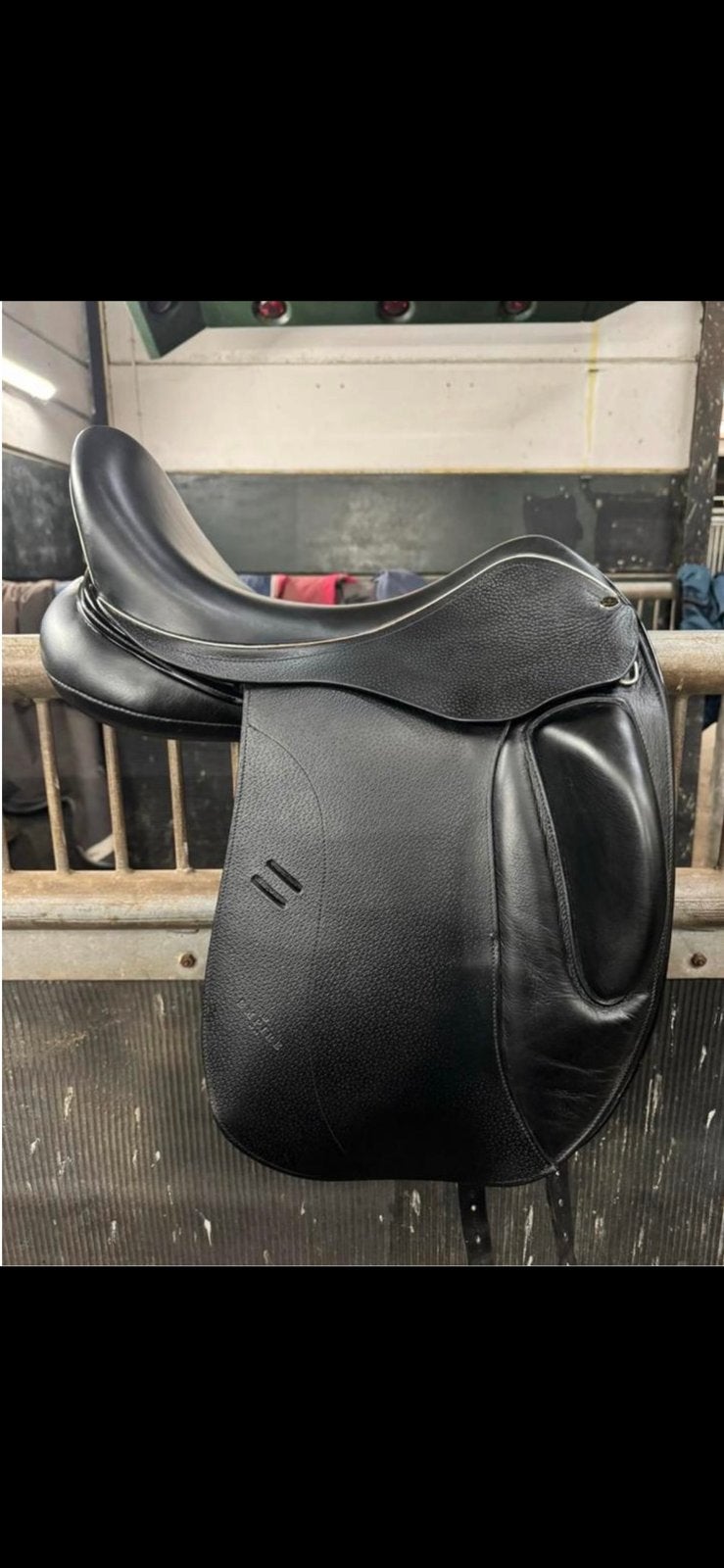 Empire Avanti dressuurzadel 17,5 inch MW, Ophalen, L (17.5 inch), Gebruikt, Dressuur