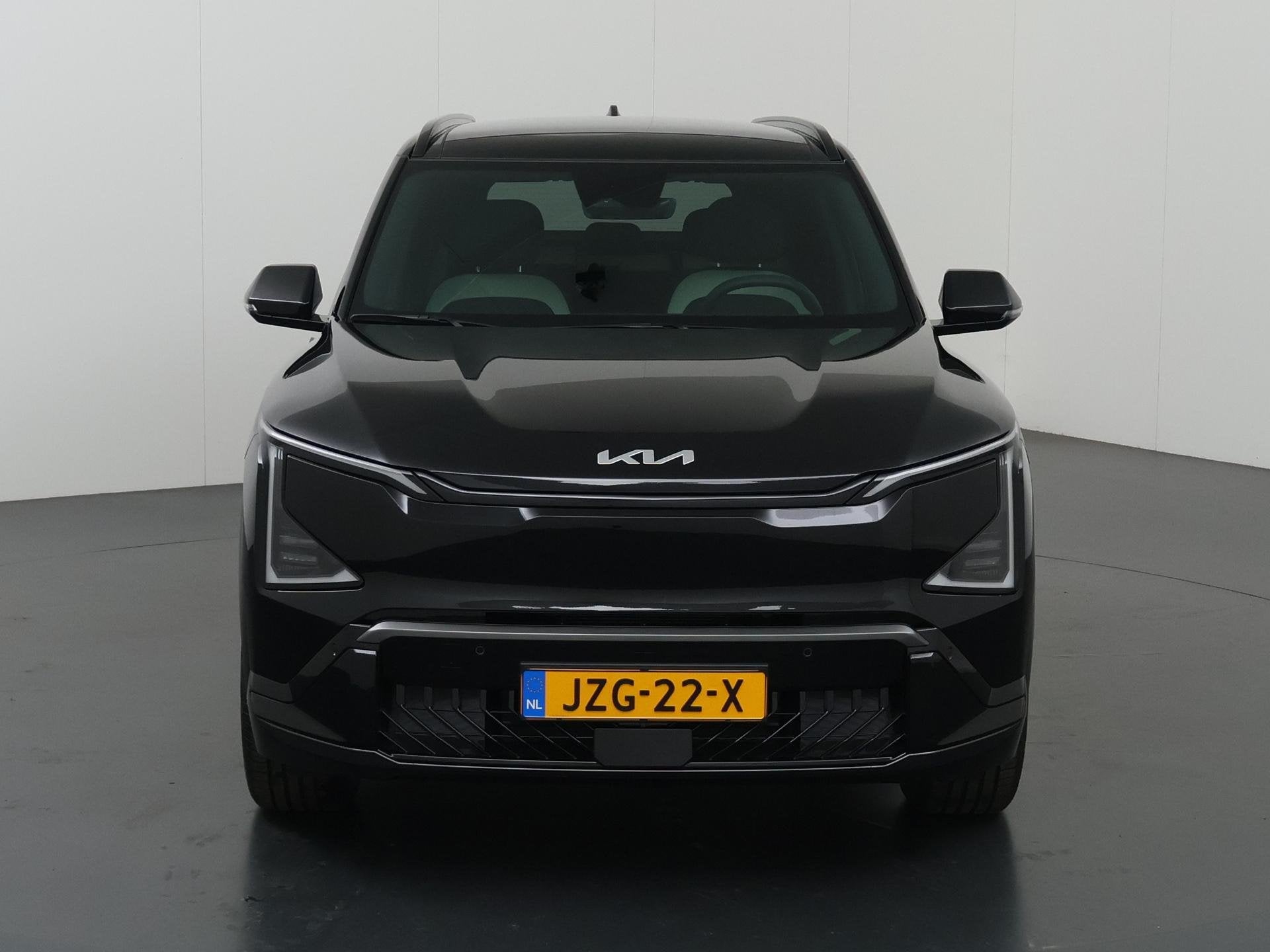 Kia EV5 GT-Line 81.4 kWh | Panoramaschuifdak | Harman Kardon, Auto's, Kia, 81 kWh, 510 min, Lichtsensor, Zwart