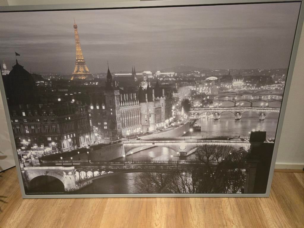 Poster met lijst - Parijs Eiffeltoren zwart-wit, Ophalen of Verzenden, Zo goed als nieuw, 75 tot 100 cm, Foto of Poster