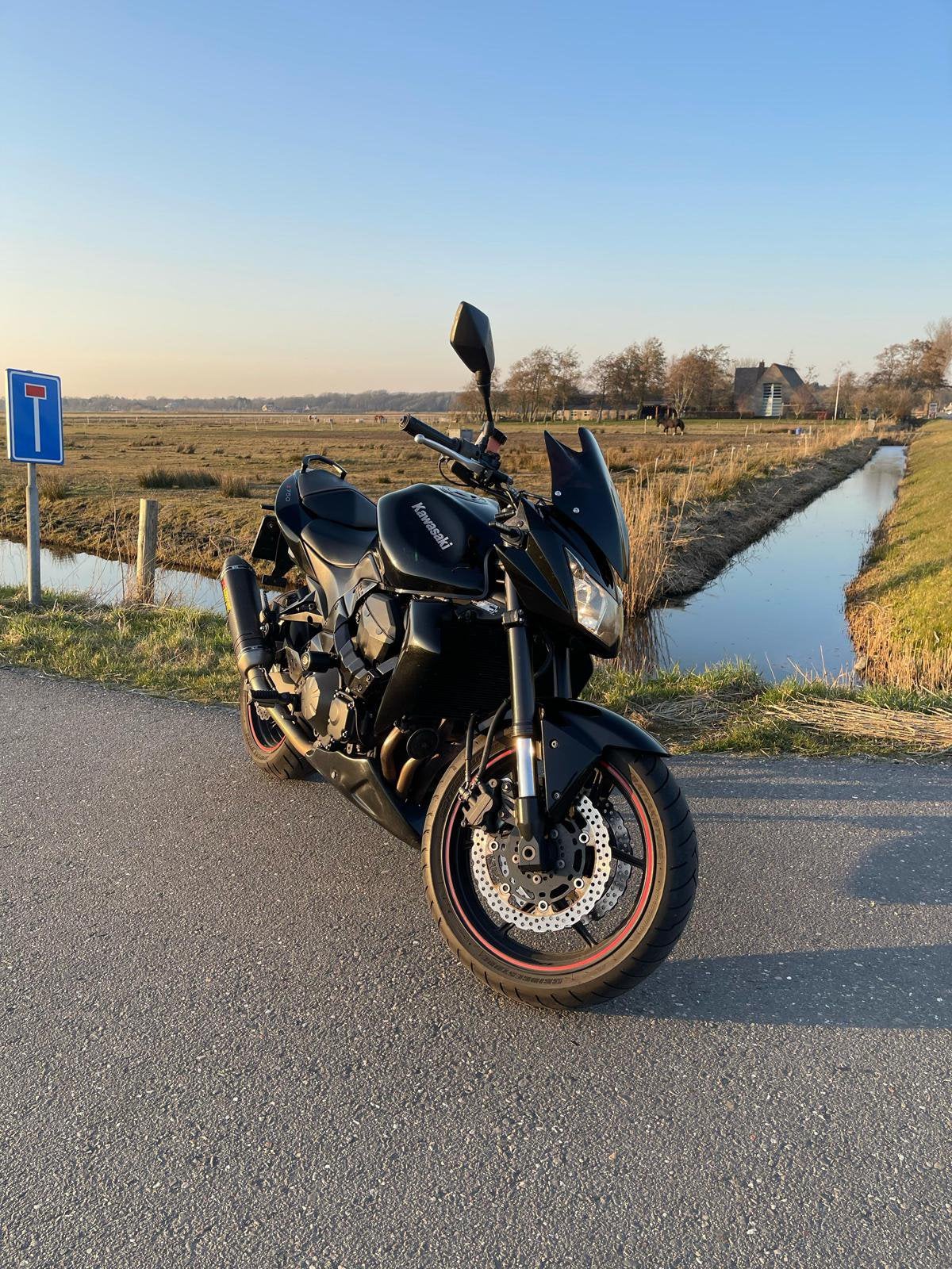 Kawasaki Z750 Black on black, Gebruikt, Meer dan 35 kW, Handgeschakeld, Naked bike