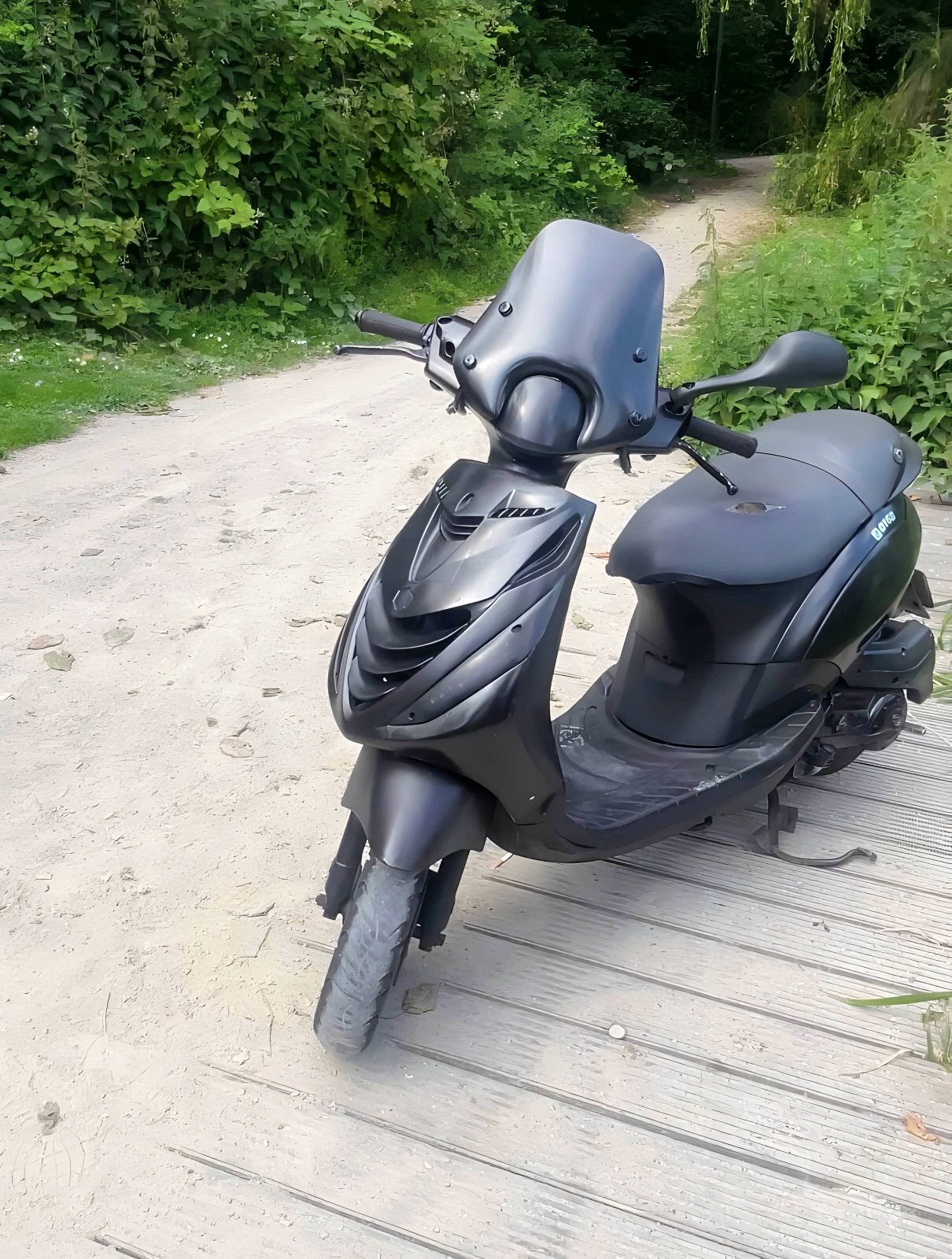 Zip 4t, Ophalen of Verzenden, Zo goed als nieuw, Benzine, Zip