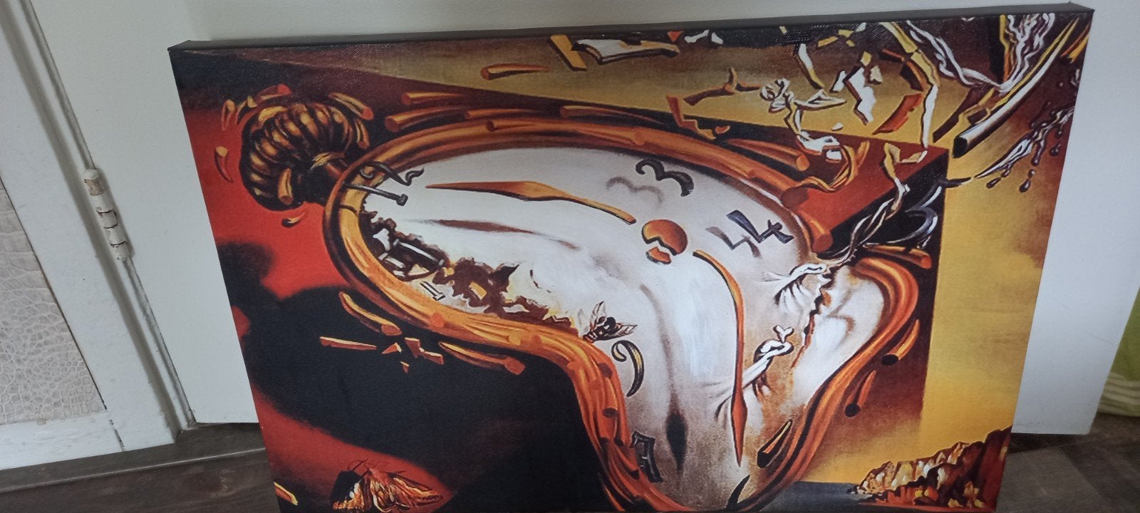 Kopie van Salvador Dalí's 'De Volharding der Herinnering', Ophalen
