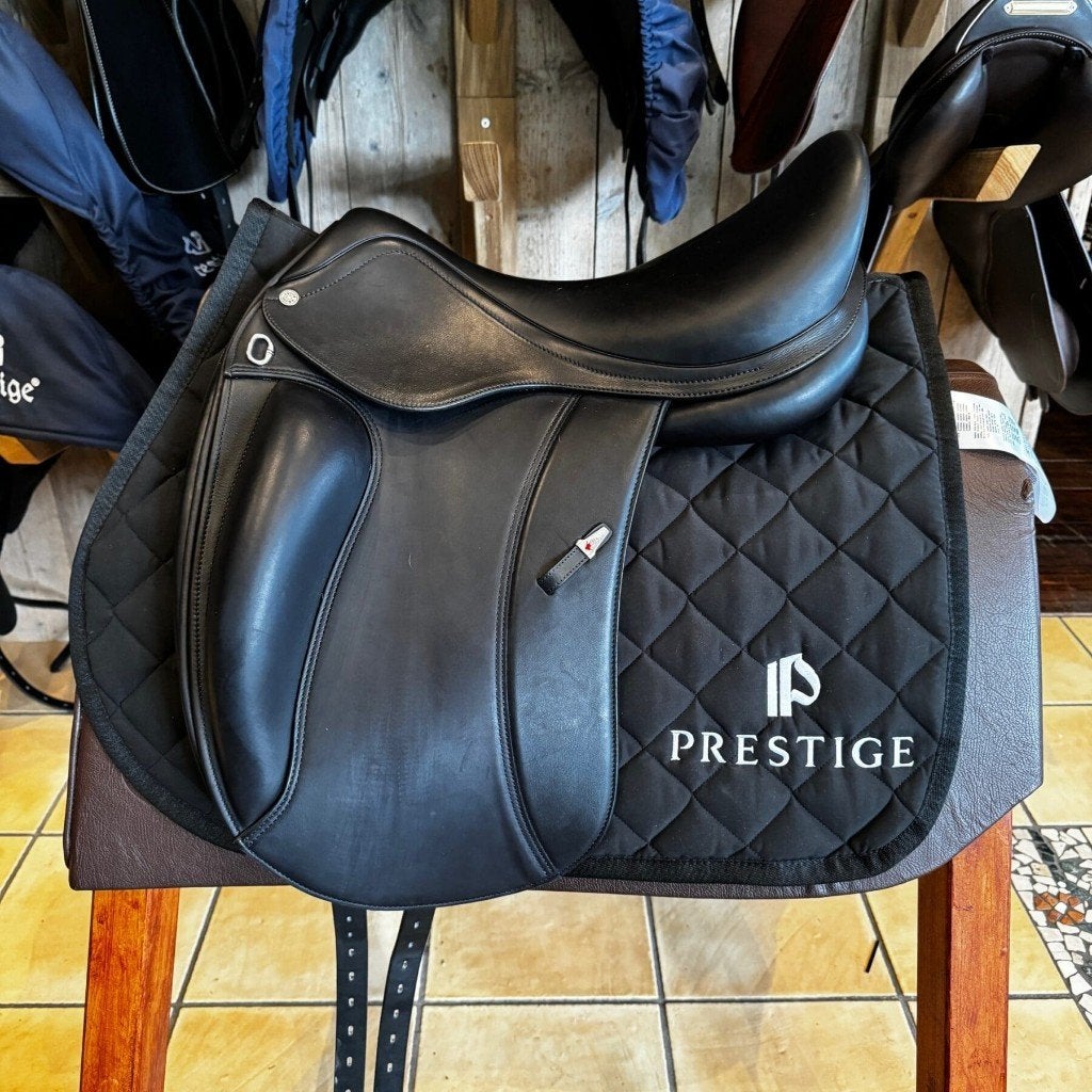 Demo & gebruikte zadels van oa Prestige, Equipe, CWD, Ikonic, Dieren en Toebehoren, Paarden en Pony's | Zadels, Ophalen, L (17.5 inch)