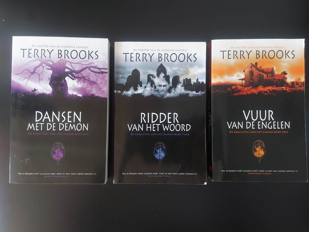 Terry Brooks - Shannara - Krachten van het kwaad - Paperback, Boeken, Ophalen of Verzenden, Zo goed als nieuw, Terry Brooks