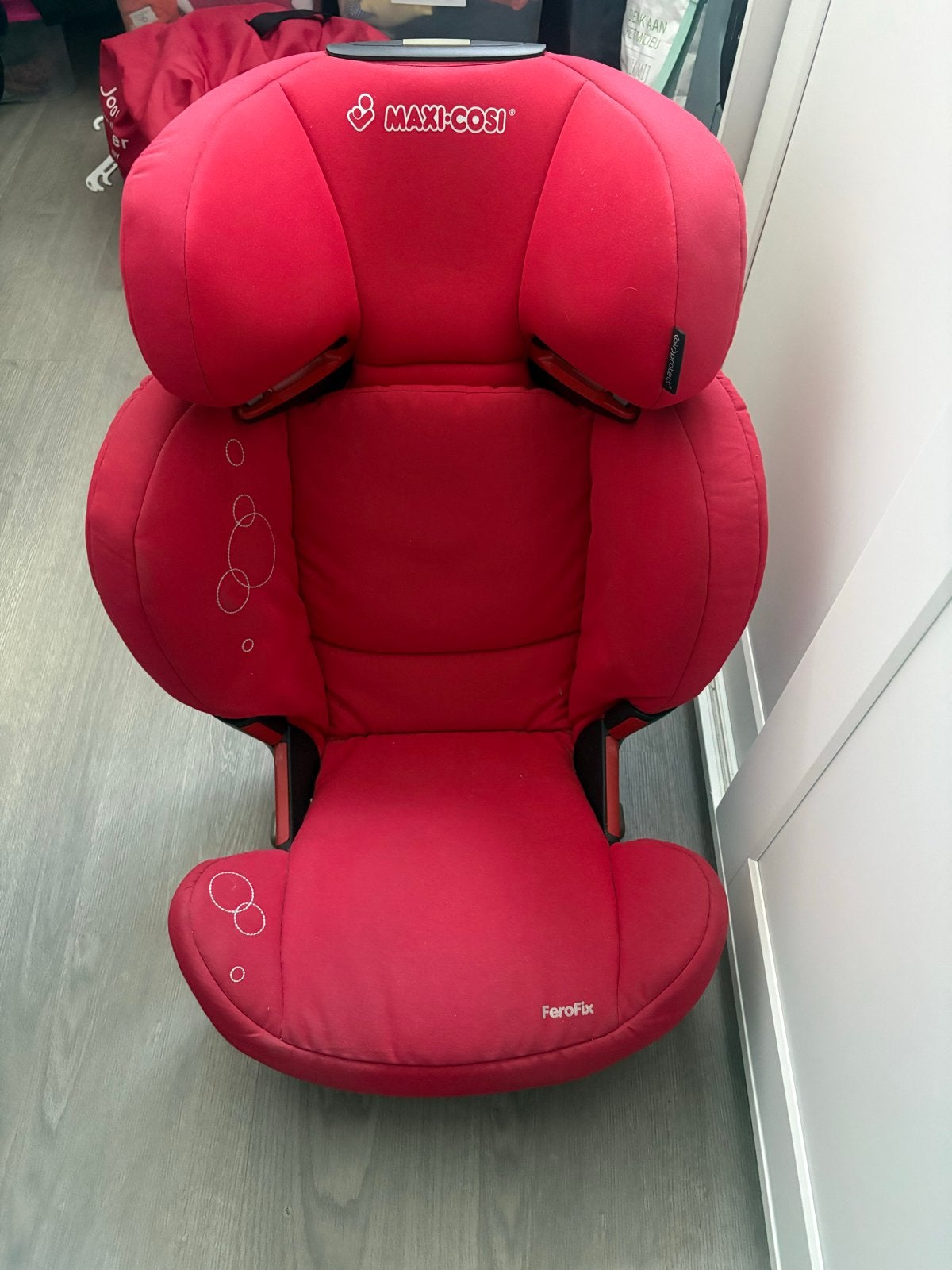 Maxi Cosi FeroFix autostoel - Rood, Kinderen en Baby's, Autostoeltjes, Ophalen, Gebruikt, 15 t/m 36 kg, Zijbescherming