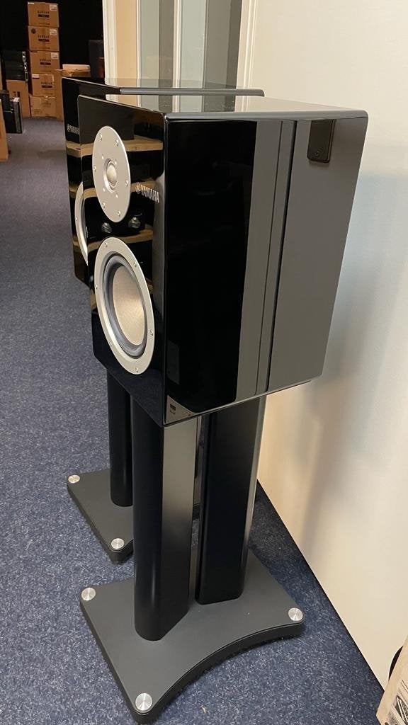 Yamaha NS-3000 + SPS-3000 Speaker Stands - ZGAN, Studiomonitor, ., Yamaha, Ophalen of Verzenden