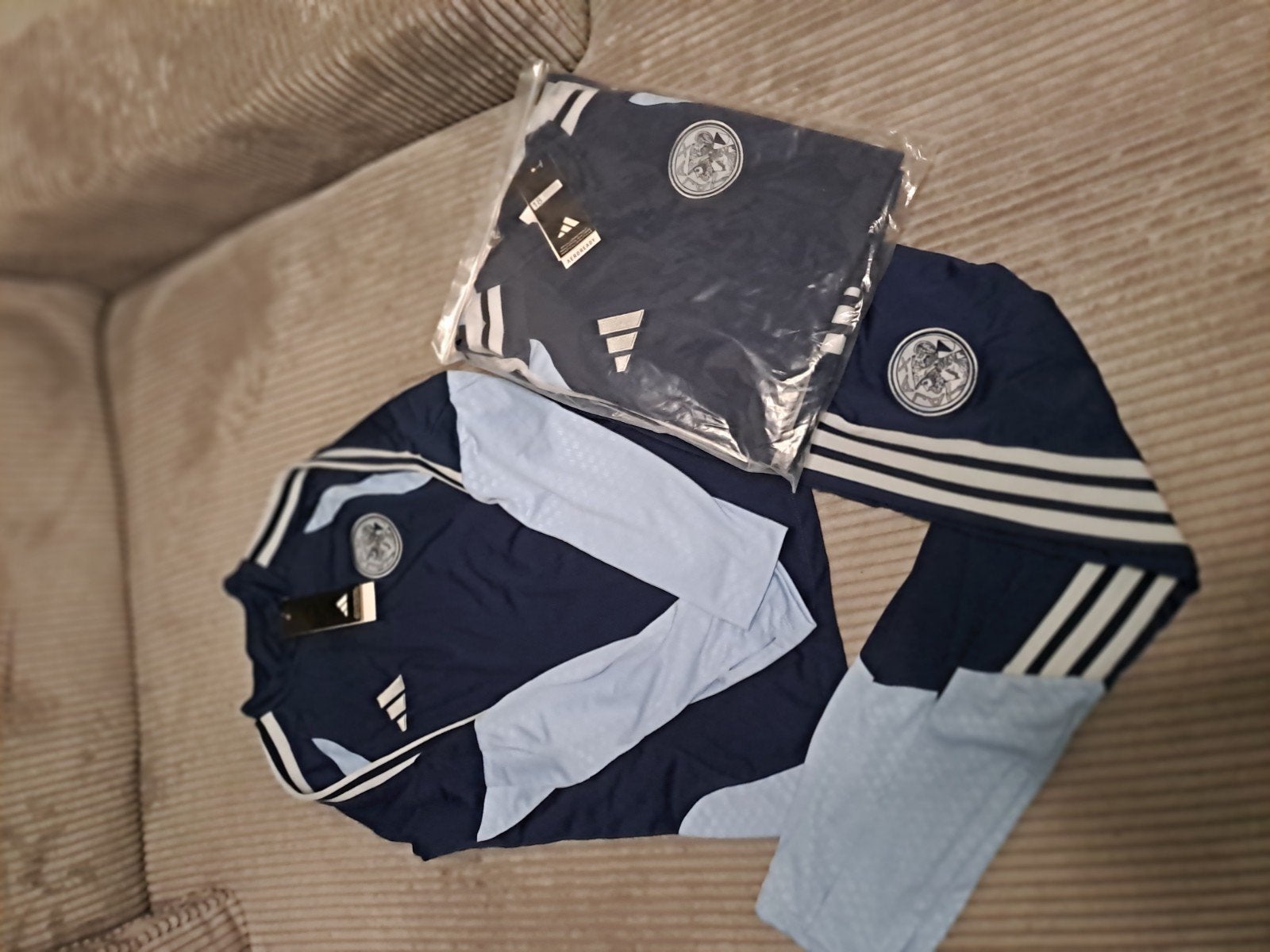Ajax Trainingspakken Kinderen 26/27 Maat 140 tot XS, Maat XS of kleiner, Ophalen of Verzenden, Nieuw, Trainingspak