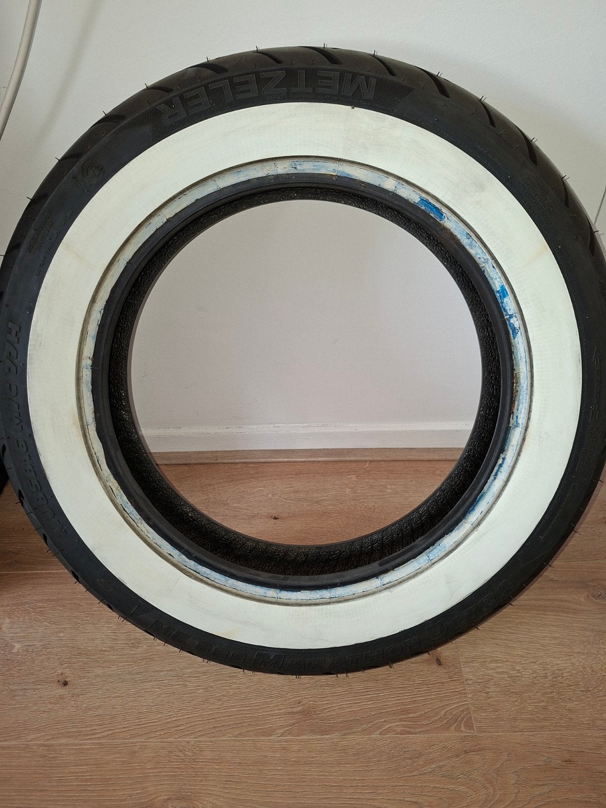 Achterband whitewall Metzeler Marathon Ultra, Motoren, Ophalen