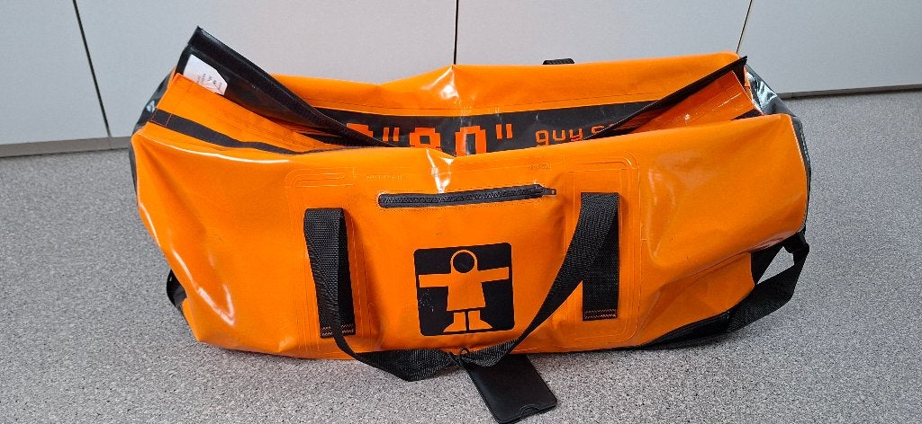 Duffel reistas, Ophalen, 30 cm of meer, Minder dan 35 cm, Oranje