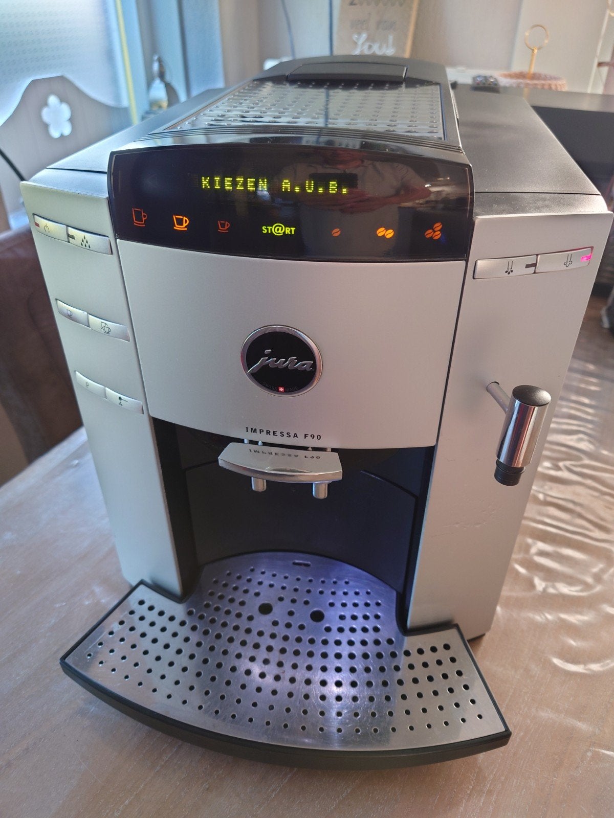 Jura Impressa F90, Witgoed en Apparatuur, Ophalen, Gebruikt, Espresso apparaat, Koffiebonen