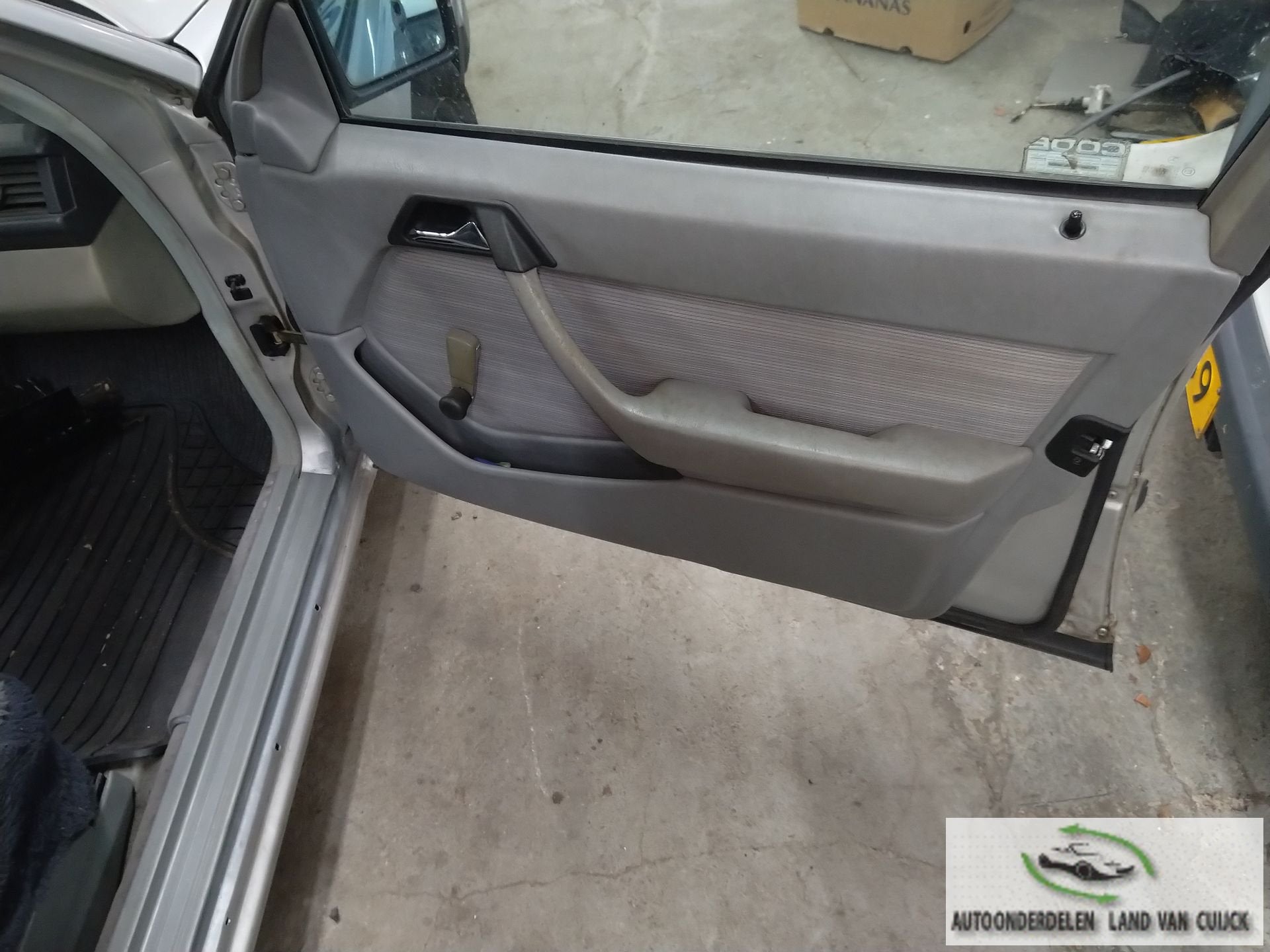 interieur grijs  Mercedes w124  sedan type 1985 tm 1989, Auto-onderdelen, Gebruikt, -, -, Ophalen of Verzenden