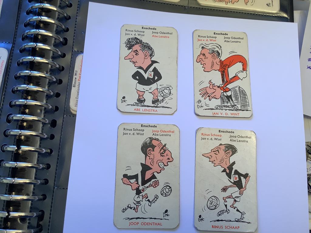 Voetbalplaatjes Bruynesteyn SC Enschede kwartet, Verzamelen, Ophalen of Verzenden, Gebruikt, Overige binnenlandse clubs, Poster, Plaatje of Sticker