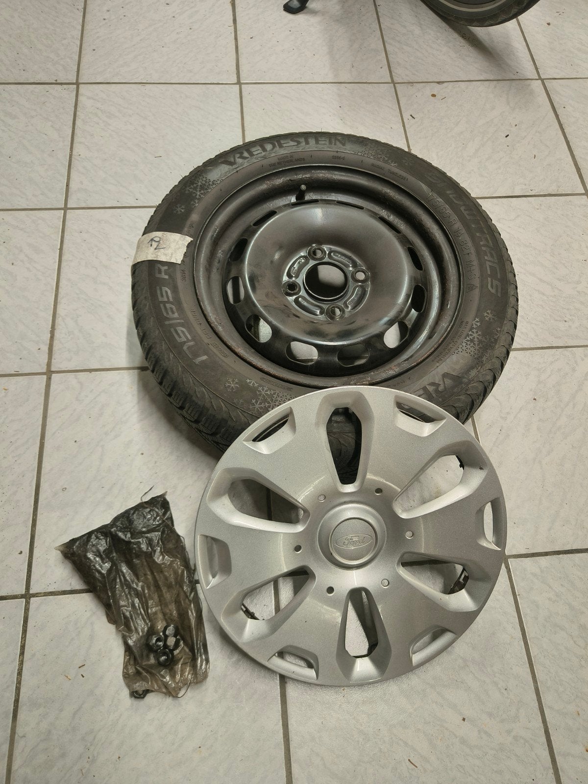 Vredestein Snowtrac 5 winterbanden 175/65 R14 Ford Fiesta, Ophalen, Gebruikt