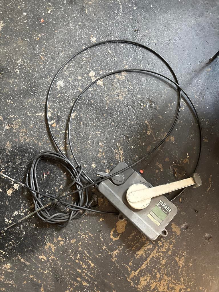 Yamaha 701 Afstandsbediening met gaskabel, Watersport en Boten, Ophalen, Gebruikt, Motor en Techniek