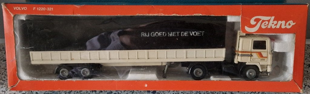 Model Volvo f1220-321 vrachtwagen, Hobby en Vrije tijd, Ophalen of Verzenden, Zo goed als nieuw, Bus of Vrachtwagen, Tekno