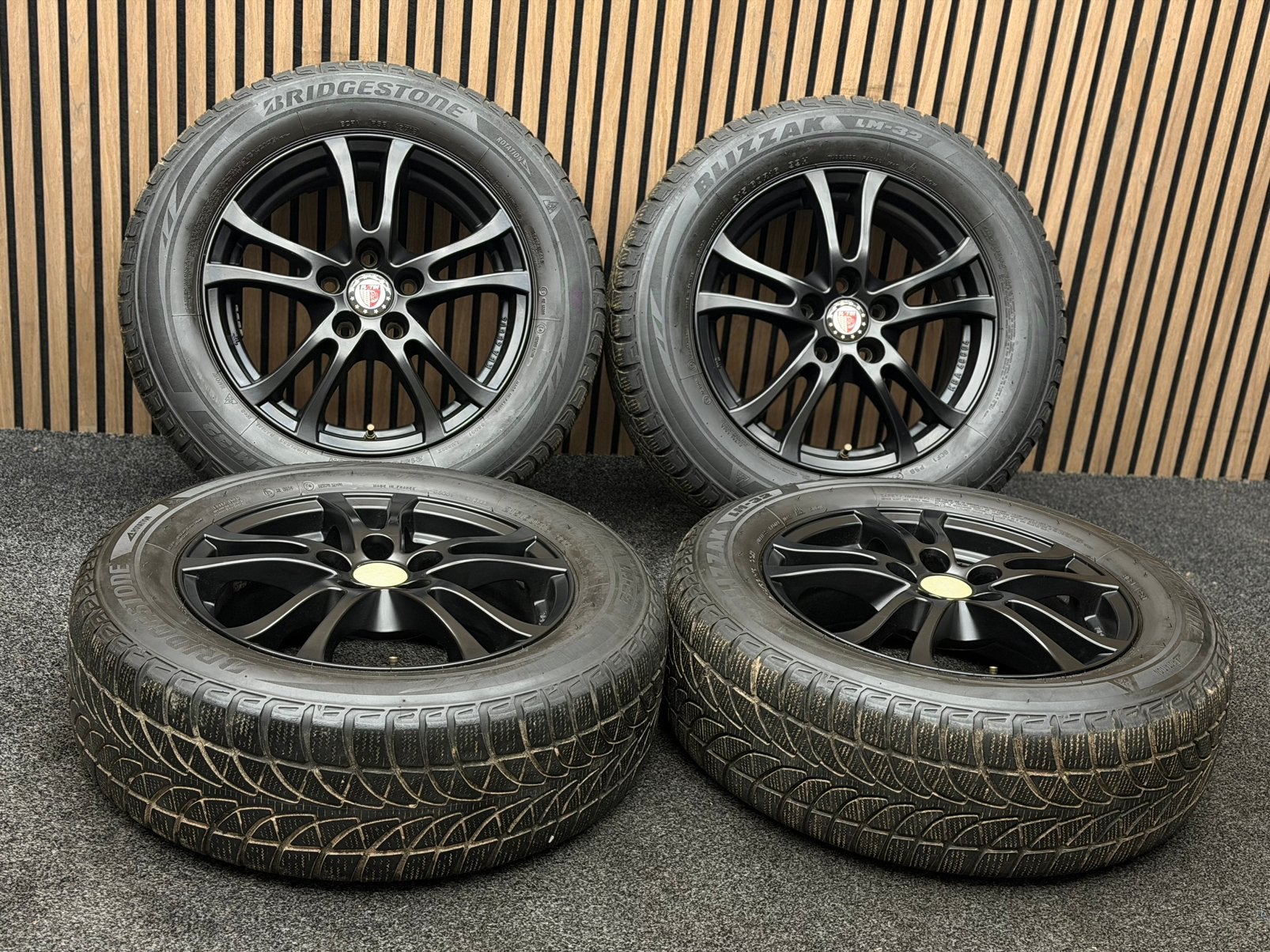 WINTER! 16 inch Anzio Turn - VW Passat T-Roc 5x112 215/60/16, Ophalen, 215 mm, 16 inch, .