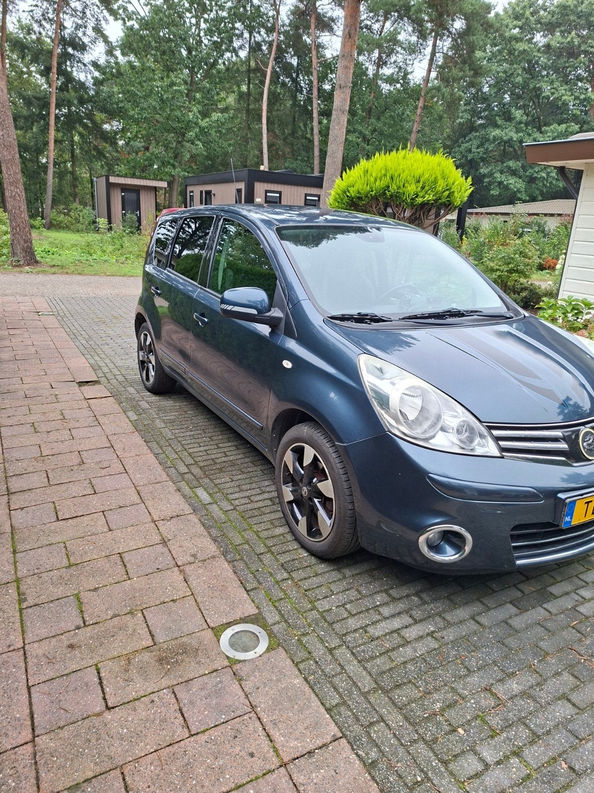 nissan note 1.4 groen perfect onderhouden.