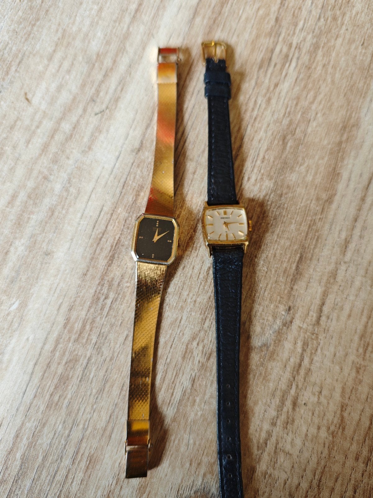Set van 2 Seiko horloges: 1 Quartz, 1 handopwinder, Polshorloge, Ophalen of Verzenden, Overige materialen, Seiko