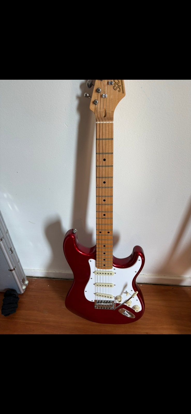 SX stratocaster rood + gigbag, Muziek en Instrumenten, Ophalen, Zo goed als nieuw, Solid body, Overige merken