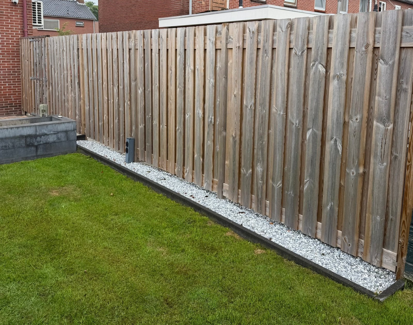 Schutting met loopdeur, Tuin en Terras, Ophalen, 1 tot 2 meter, 6 meter of meer, Zo goed als nieuw