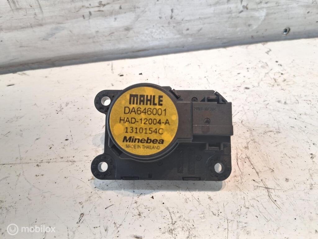 Kachelklepmotor Opel Astra K ('15-'22) DA646001, Gebruikt, Opel, Ophalen of Verzenden