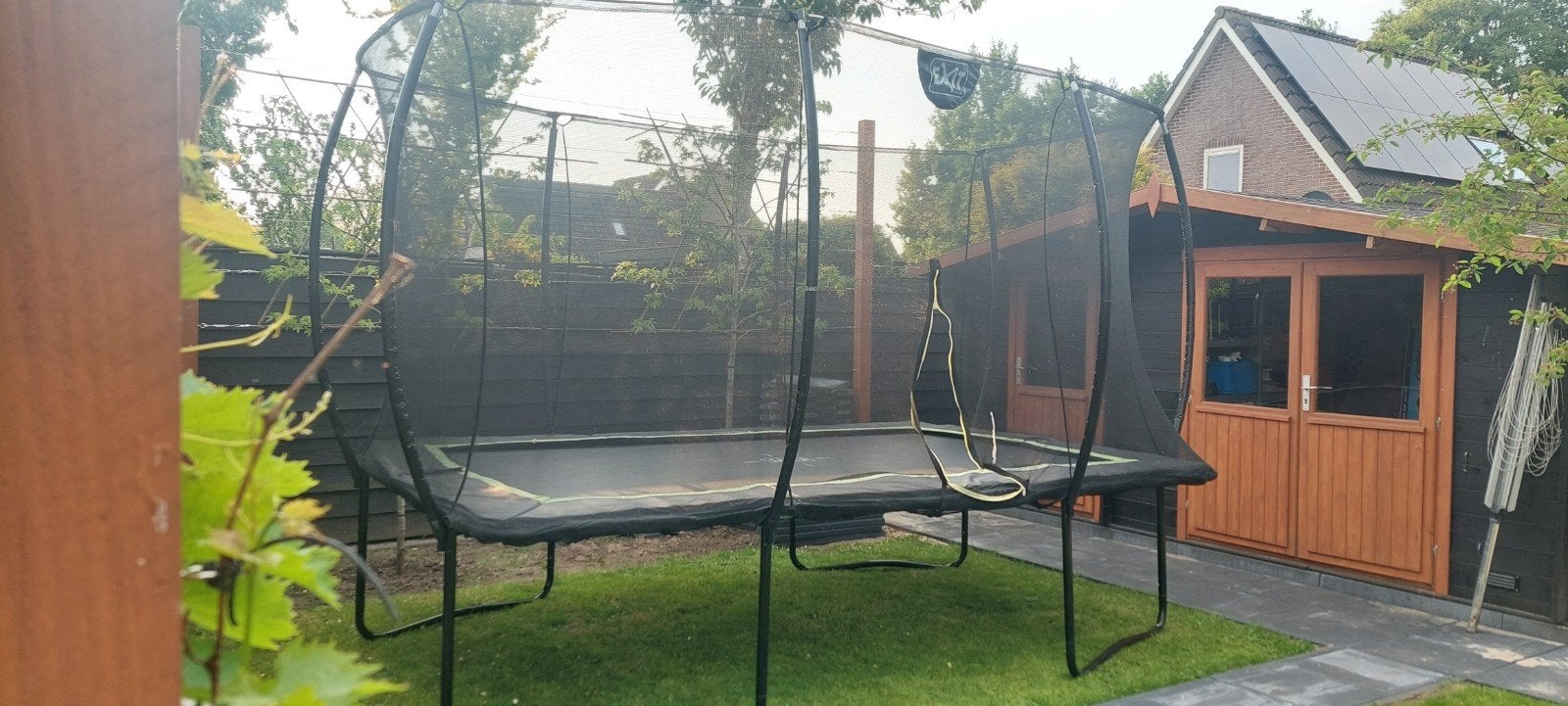 EXIT Silhouette trampoline 244x366cm, Kinderen en Baby's, Speelgoed | Buiten | Trampolines, Gebruikt, Ophalen