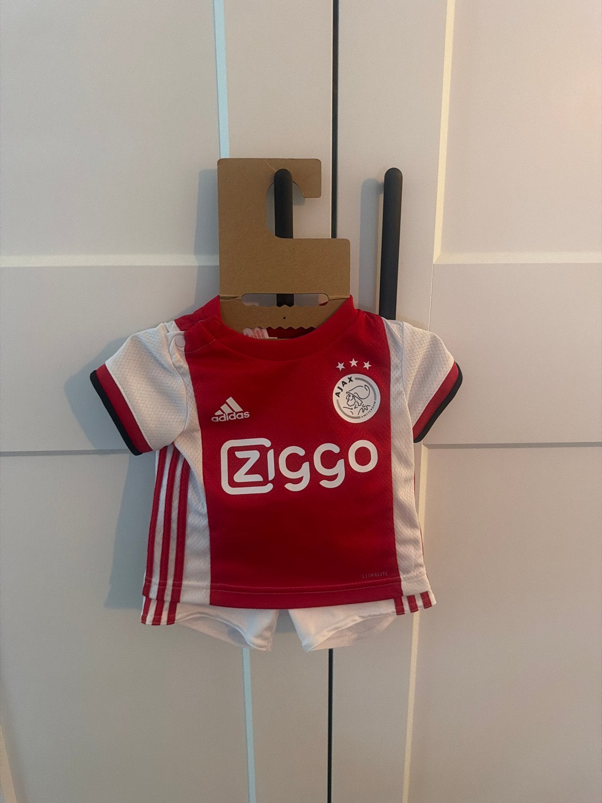 Ajax Baby Thuistenue Maat 68 - Nieuw, Ophalen of Verzenden, Nieuw, Jongetje of Meisje