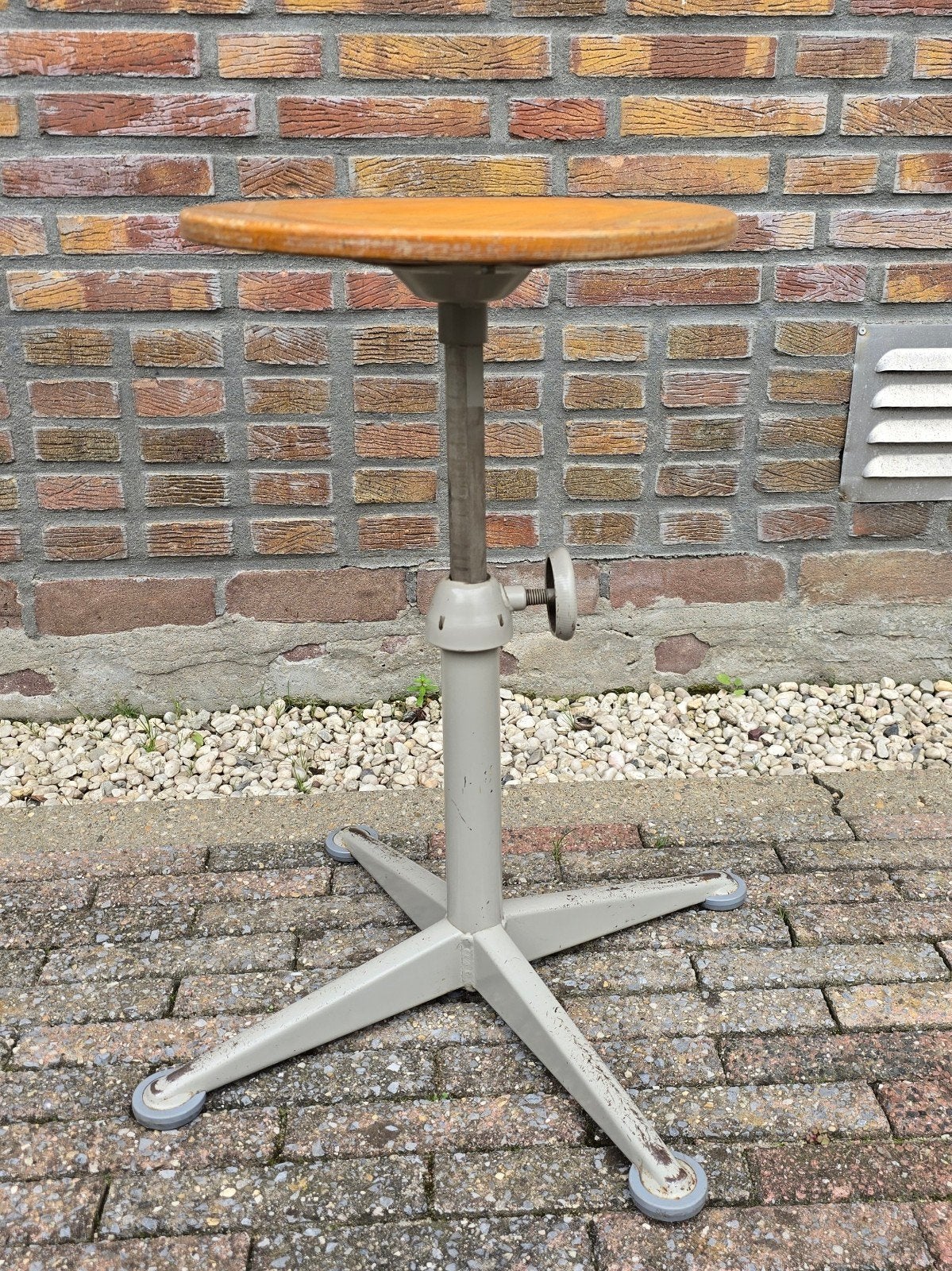 Vintage Ahrend Friso Cirkel verstelbare atelierkruk '70., Ophalen