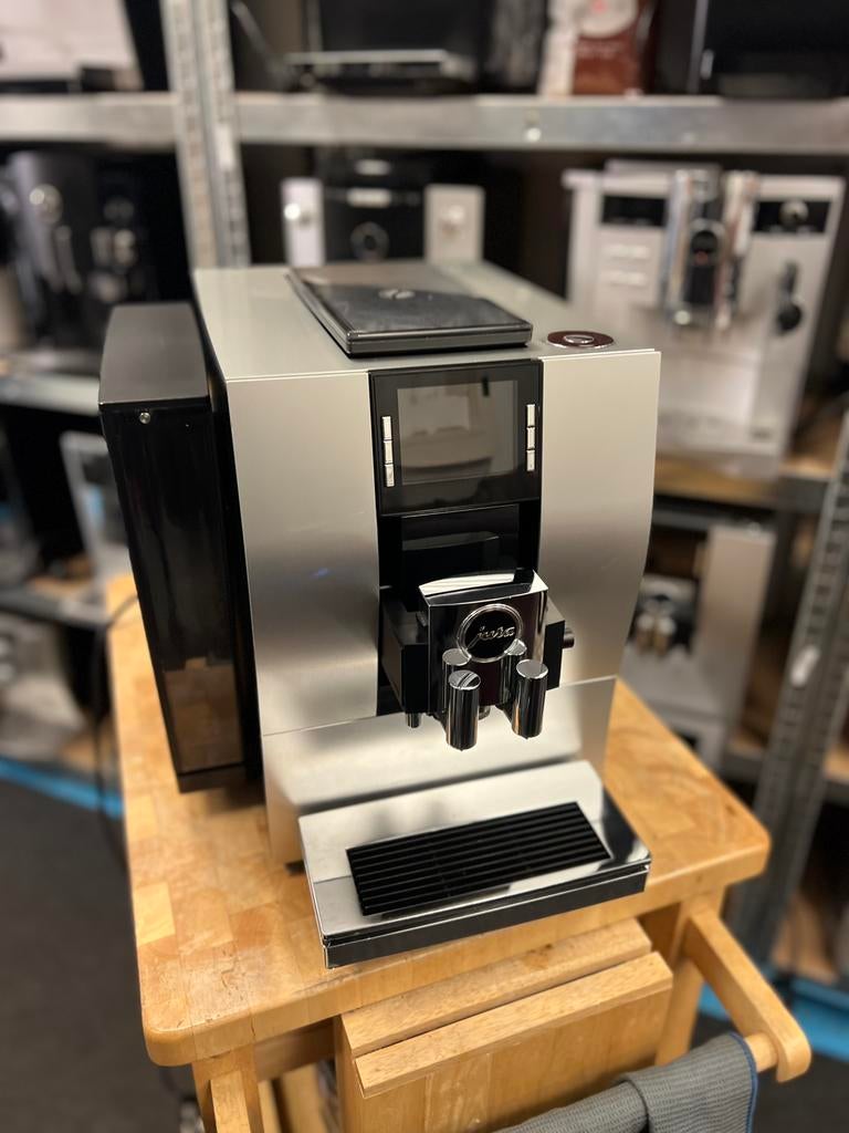 Jura Z 6, Witgoed en Apparatuur, Koffiezetapparaten, Afneembaar waterreservoir, Info@jura.com, 10 kopjes of meer, Koffiemachine