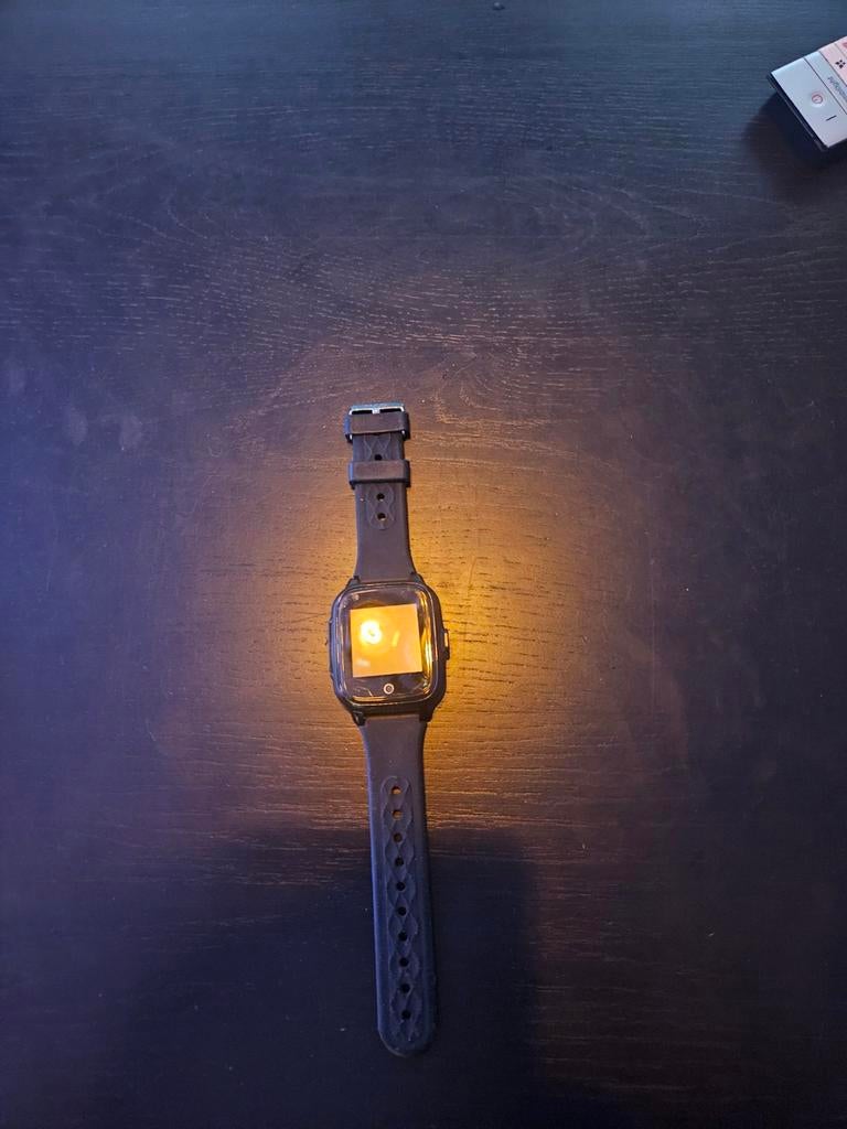 Kuus kinderen belhorloge, Sieraden, Tassen en Uiterlijk, Horloges | Kinderen, Ophalen of Verzenden, Zo goed als nieuw, Jongen of Meisje