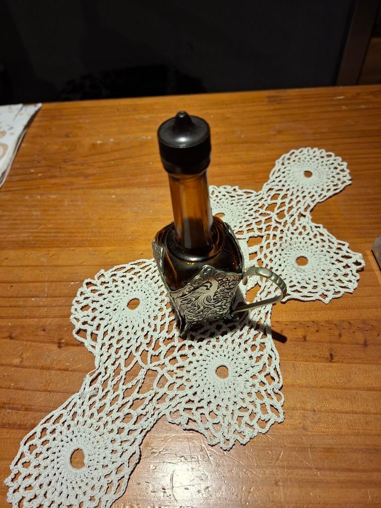 maggi houder met fles jaren 50, Antiek en Kunst, Antiek | Kandelaars, Ophalen of Verzenden, Koper of Brons