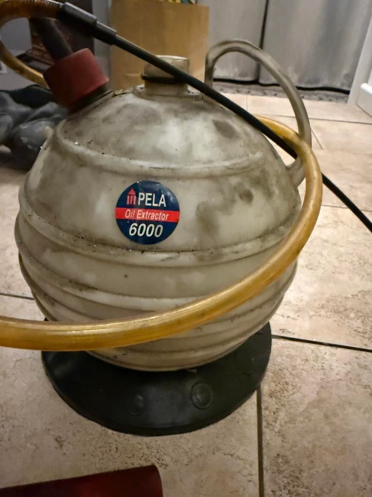 Pela 6000 oliepomp, Ophalen, Gebruikt
