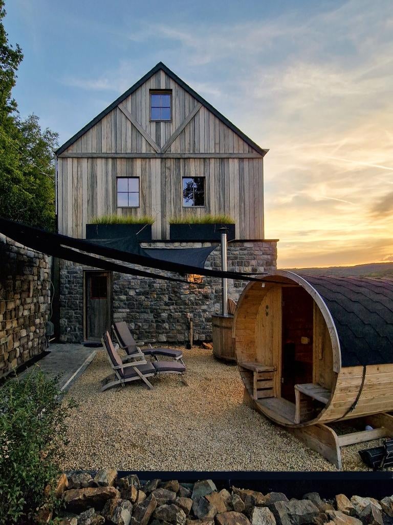 Luxe wellnessvakantie in de Ardennen 2 tot 22 personen., 4 of meer slaapkamers, Bemiddelingsbureau, In bergen of heuvels, Ardennen of Luxemburg