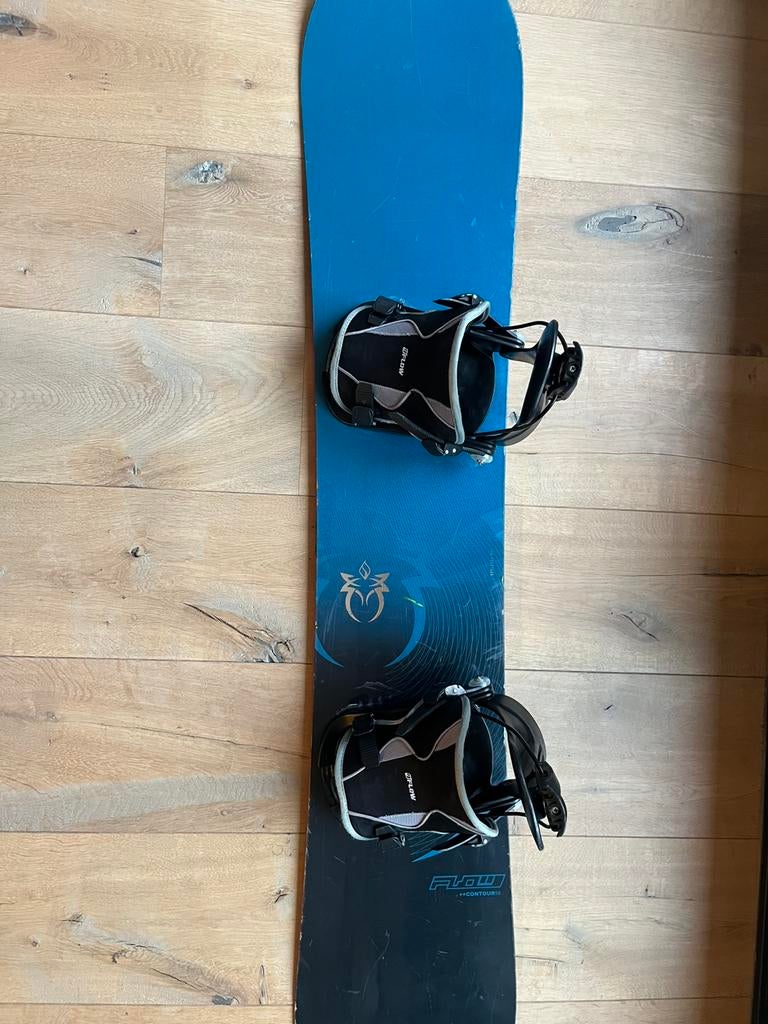Snowboard met flow bindingen, Ophalen of Verzenden, Gebruikt, Board