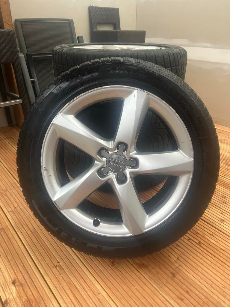 Audi 19 inch velgen met winterbanden 235/50R19, Gebruikt, Banden en Velgen, Winterbanden, 235 mm