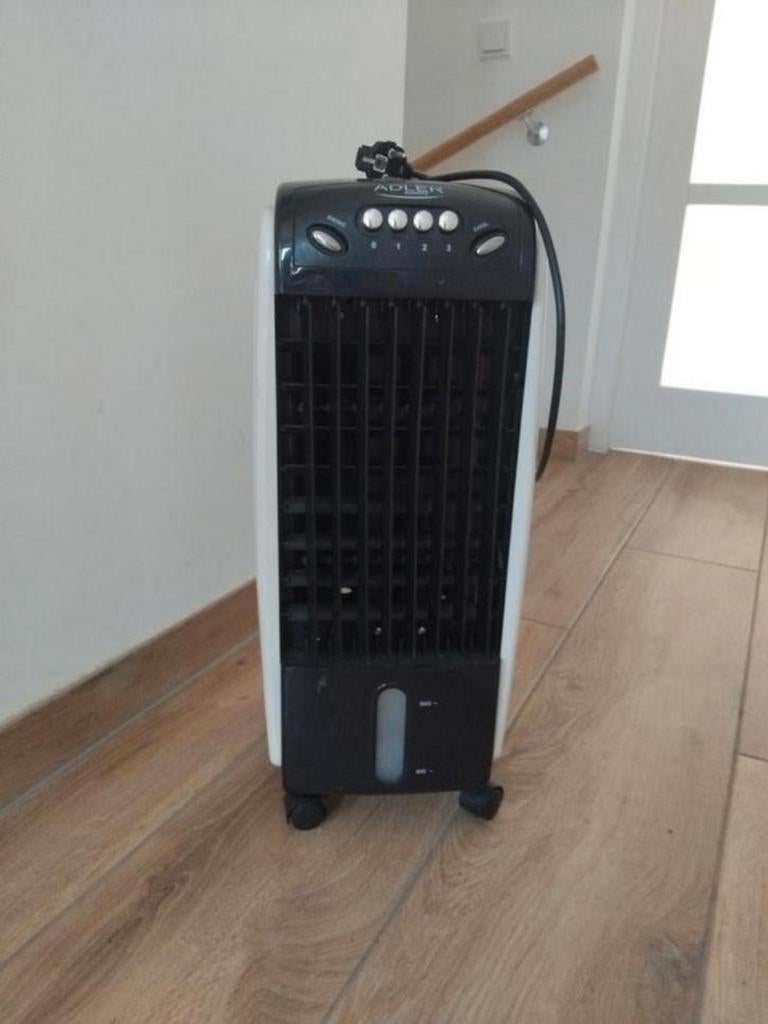 Adler luchtkoeler €25
Interesse stuur me een berichtje
Zie, Ophalen of Verzenden